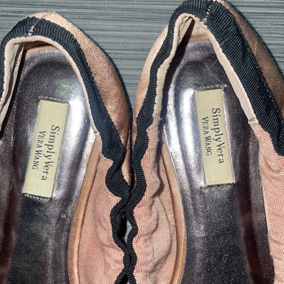 Simply Vera pale pink flats! - Picture 3 of 10